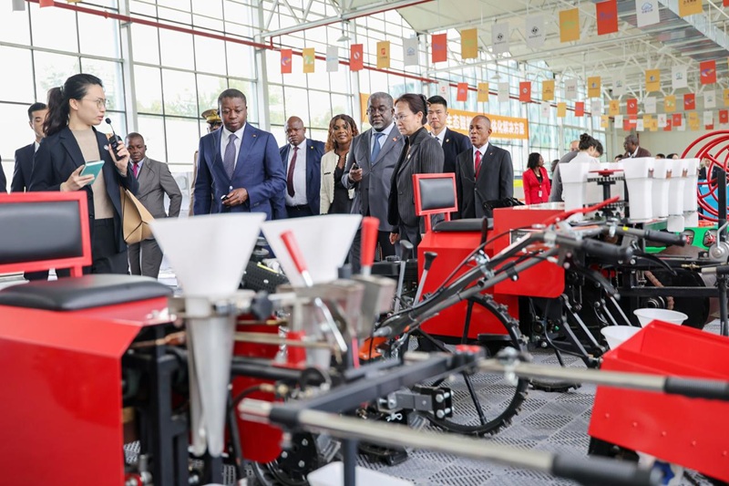 中国 : Faure Gnassingbé entame sa visite officielle par le Shaanxi, cap sur l'agriculture intelligente