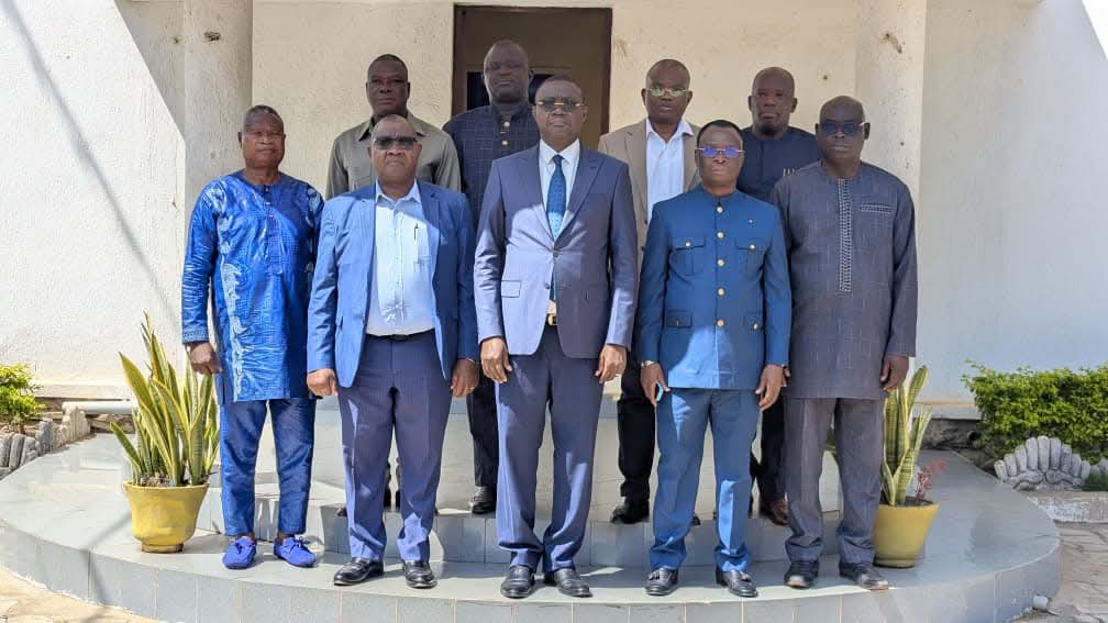 Le ministre-colonel Awaté fixe le cap aux nouveaux préfets